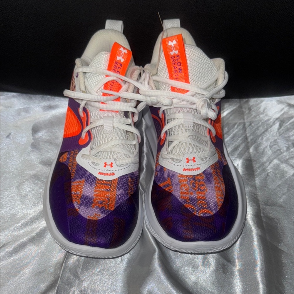 Under Armour Woman’s Orange and Purple Sneakers‎ Vibrant Low-Top Design